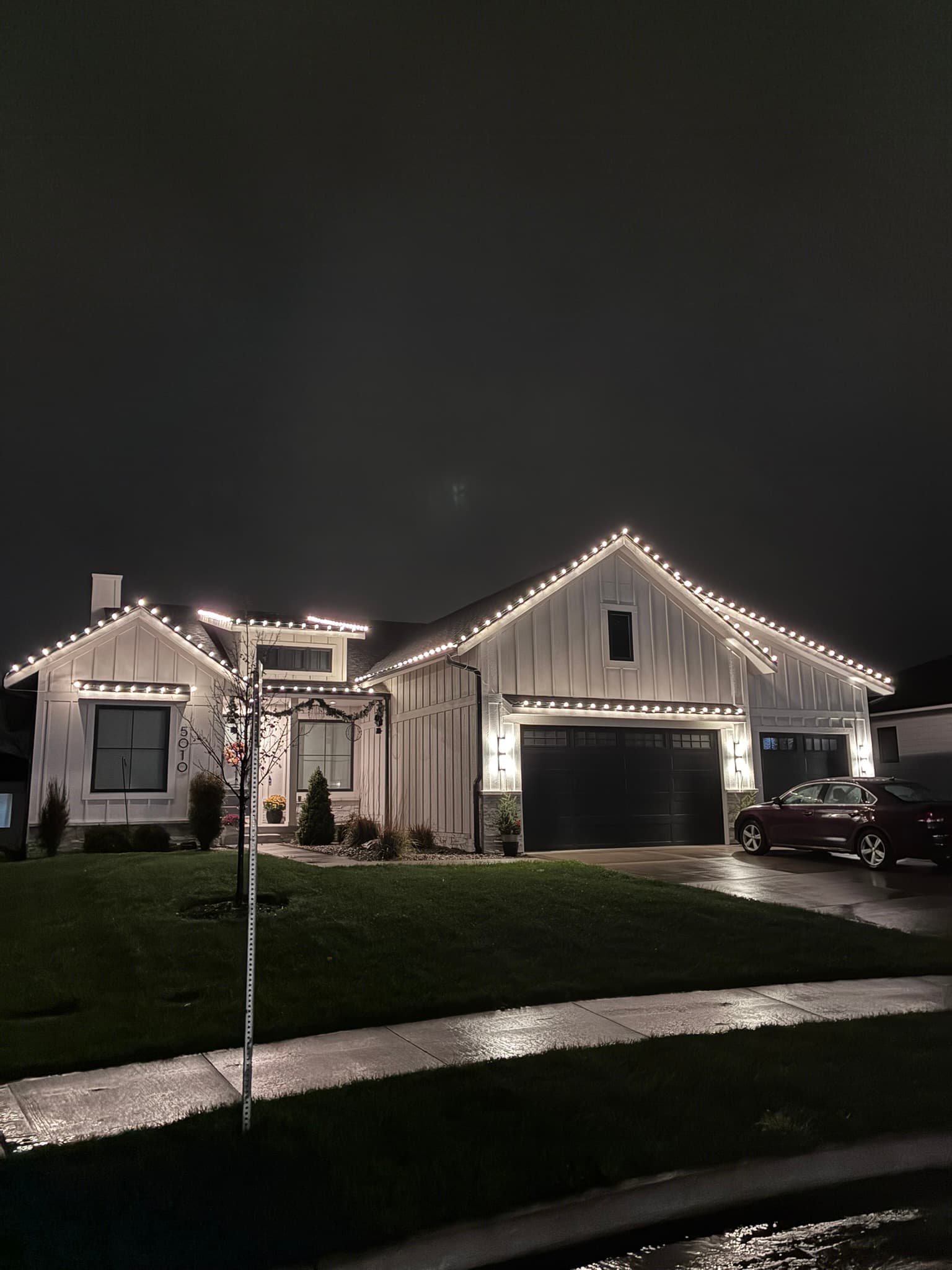Custom fit LED Christmas lights residential Waukee
