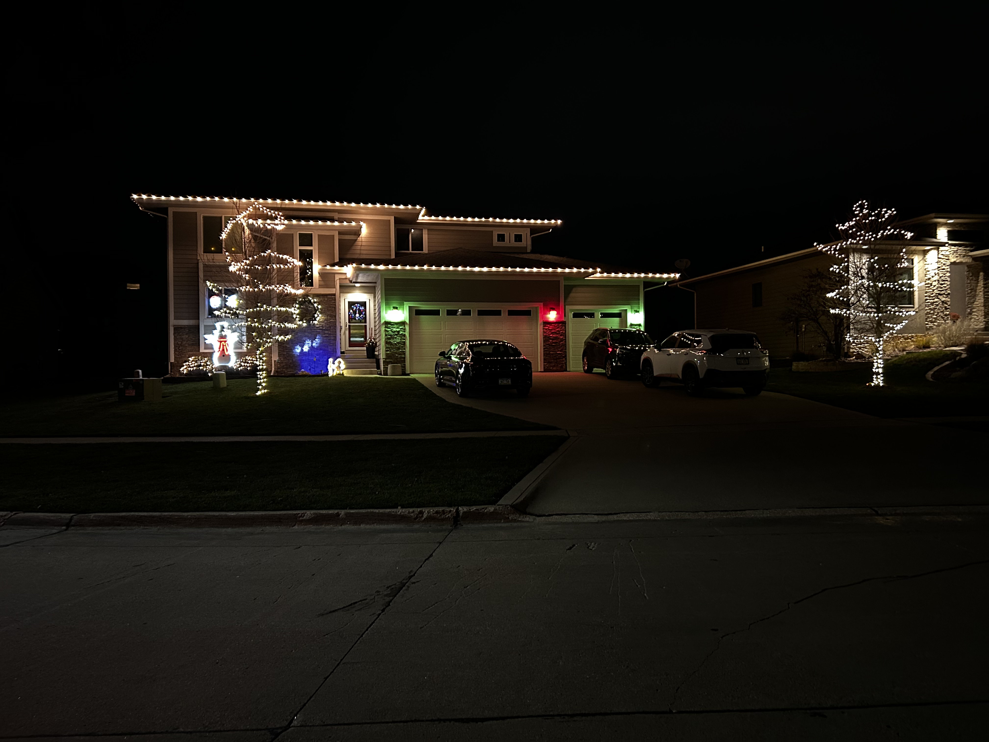 Residential holiday lighting portfolio Waukee